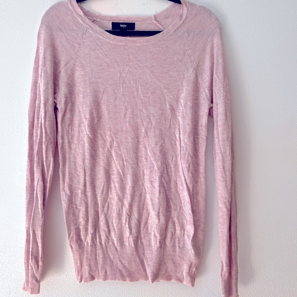 Womens lavender sweater size medium Mossimo Black